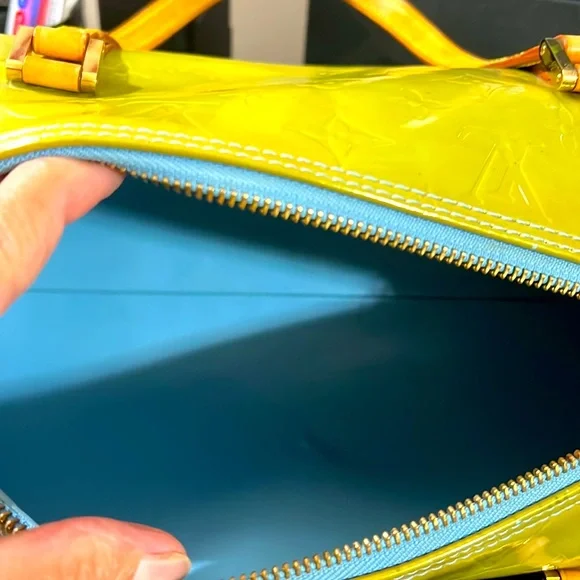 LV Green Vernis Papillon: SIZE (approx) Height- 6”, Width- 5.5”, Length- 12” - Picture 9 of 9